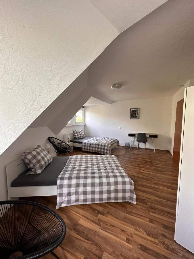 Zimmer Im Zentrum - In Der Naehe Zum Hauptbahnhof Paderborn Esterno foto